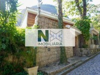 Casa 4 Quartos 190m² 