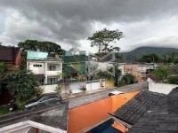 Casa 4 Quartos 200m² 