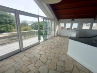 Casa 4 Quartos 600m² Casa 4 Quartos 600m²