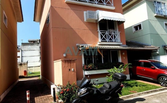 Casa 3 quartos Recreio dos Bandeirantes - Avam Imobiliária