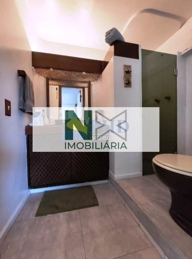 Casa 5 Quartos 360m² 