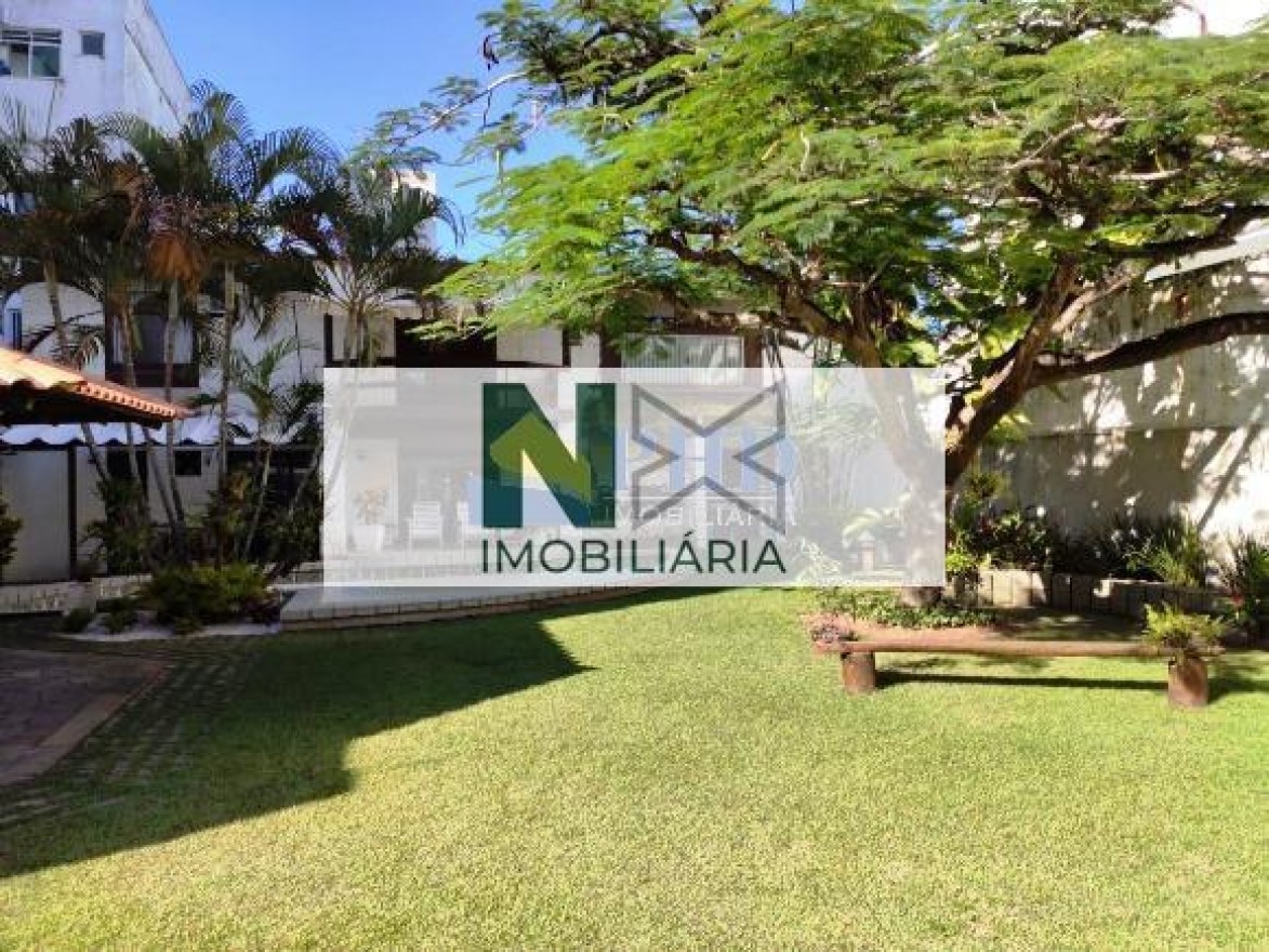 Casa 5 Quartos 360m² 