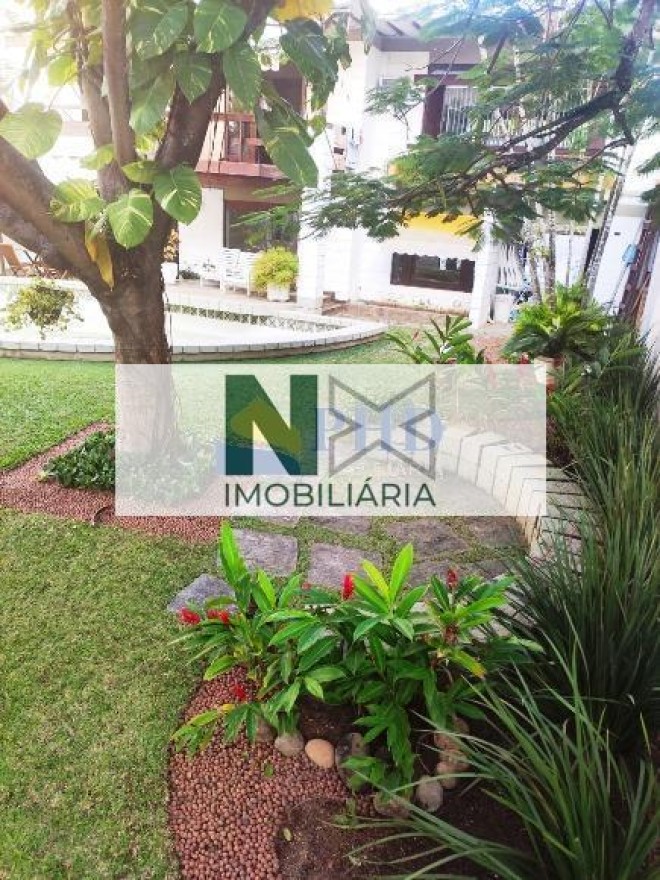 Casa 5 Quartos 360m² 