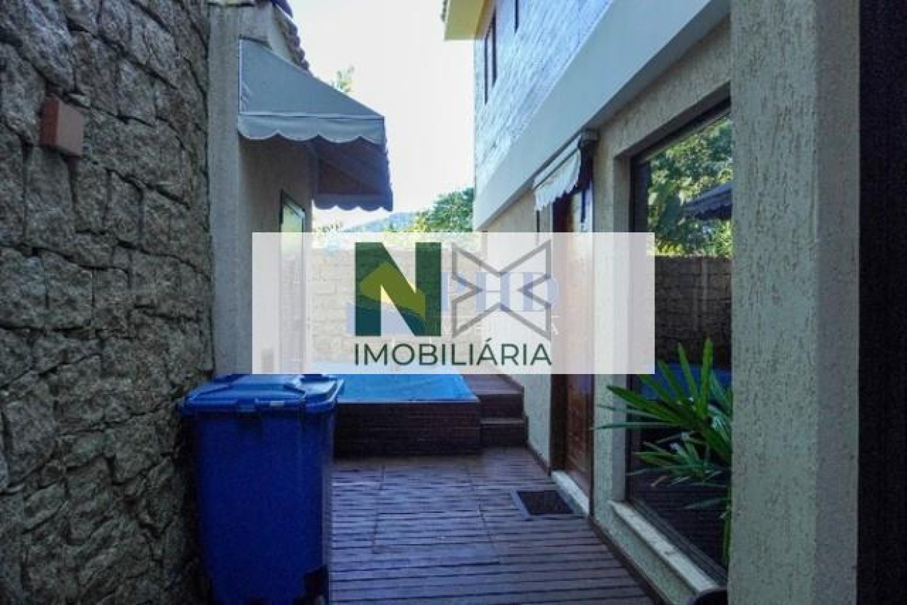 Casa 4 Quartos 190m² 