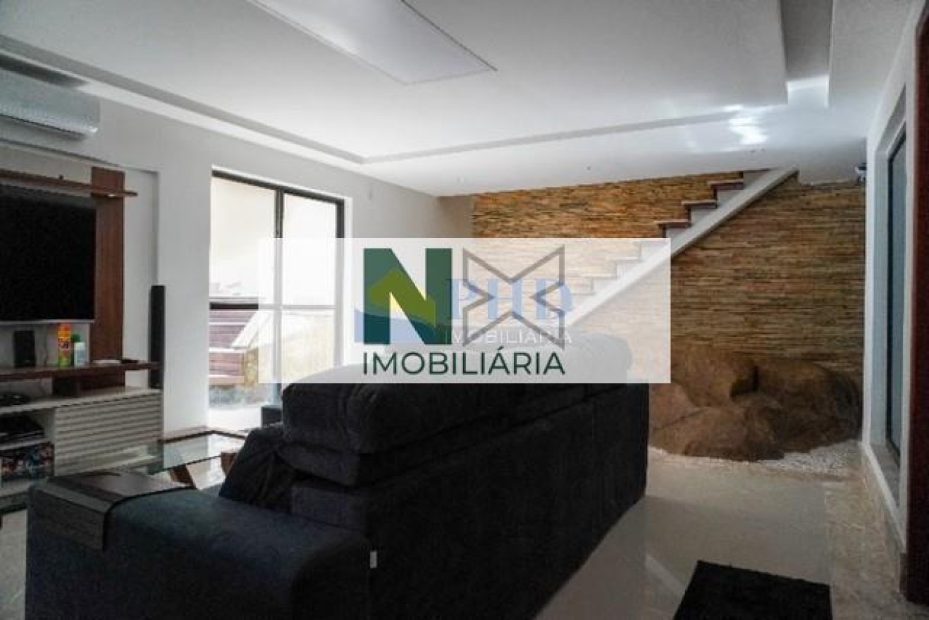 Casa 4 Quartos 190m² 