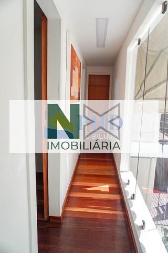 Casa 4 Quartos 190m² 