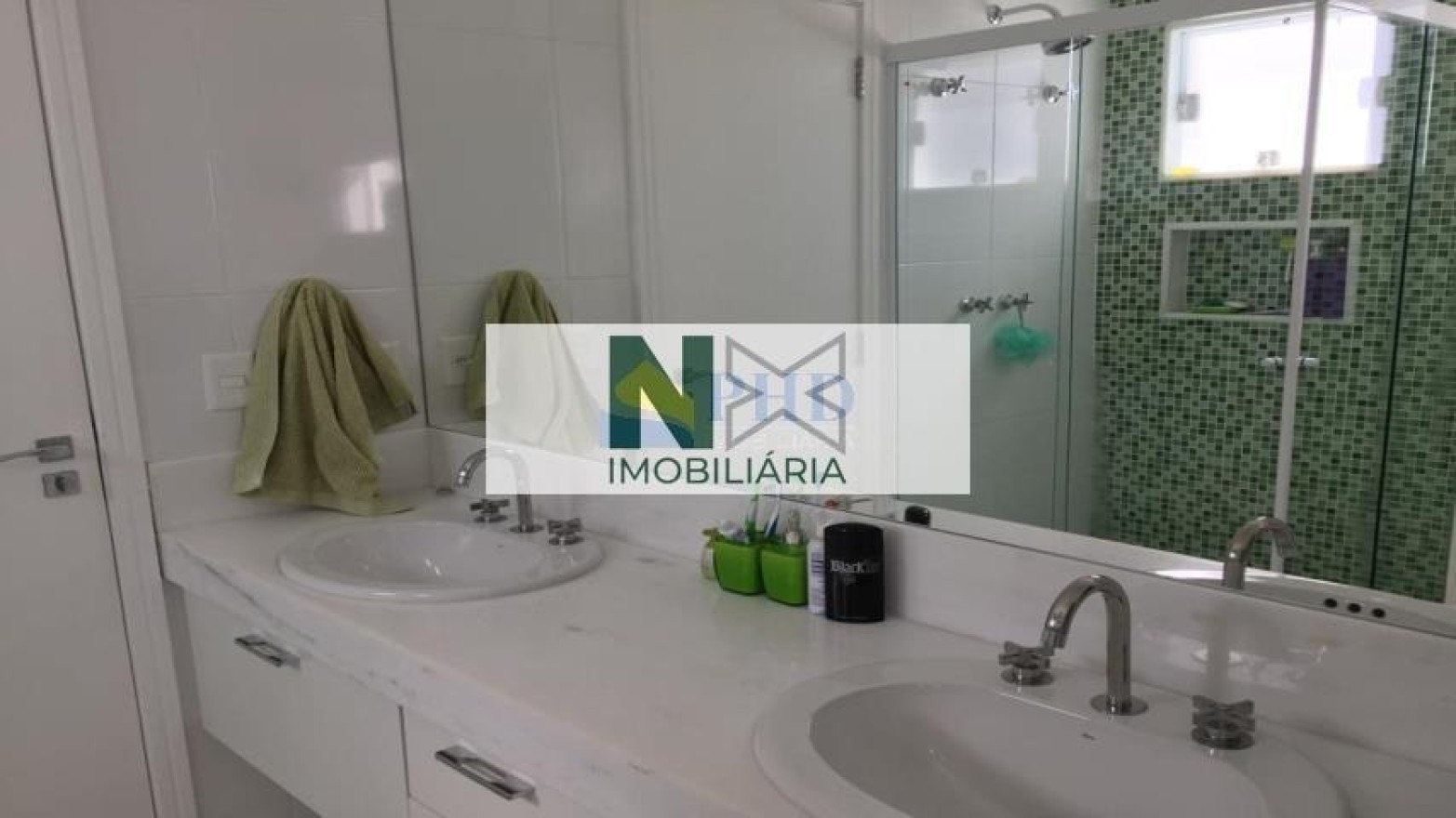 Casa 4 Quartos 340m² 
