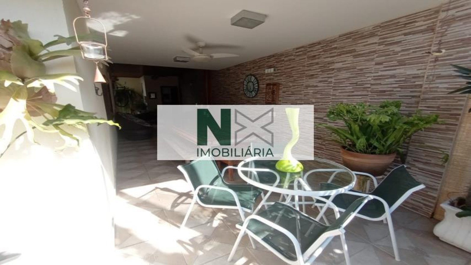 Casa 5 Quartos 300m² 