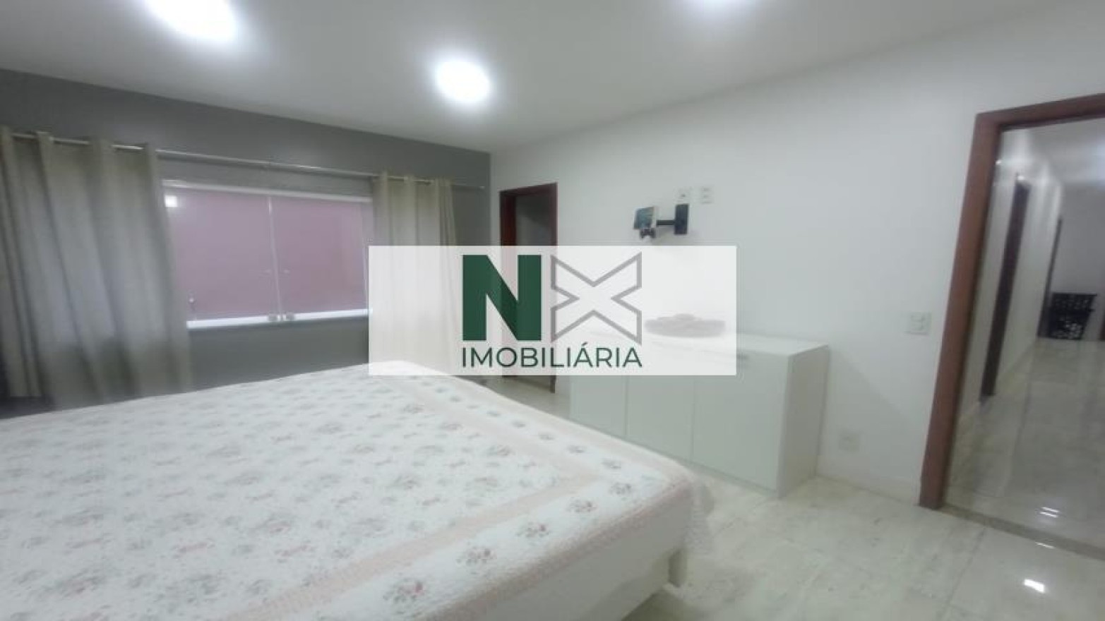 Casa 5 Quartos 350m² Casa 5 Quartos 350m²