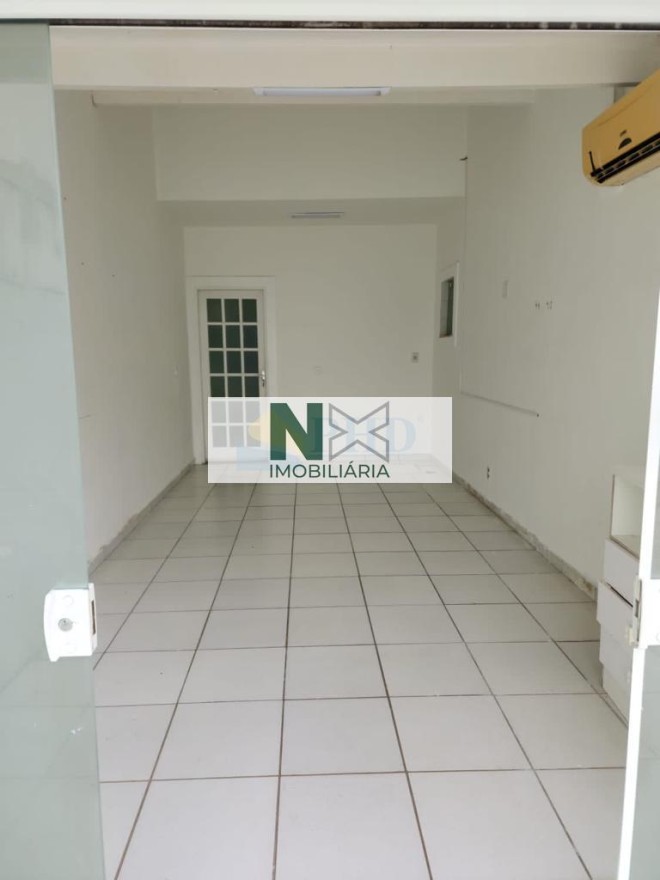CASA 3 Quartos 220m² 