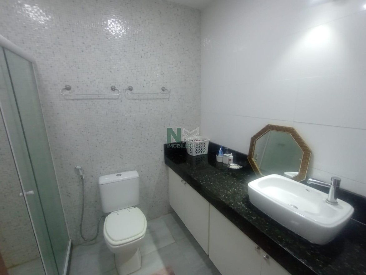 Casa 5 Quartos 350m² 