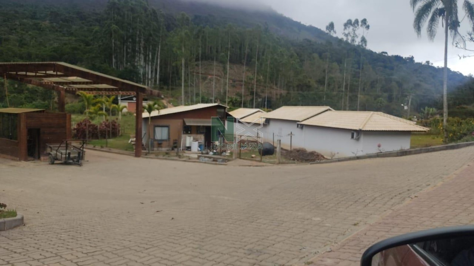 Terreno  1233m² 