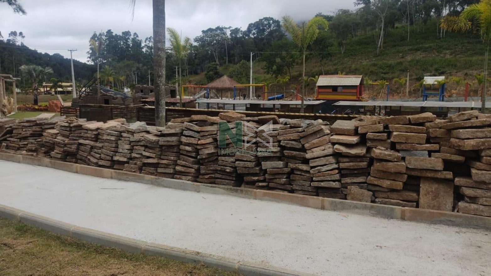 Terreno  1233m² 