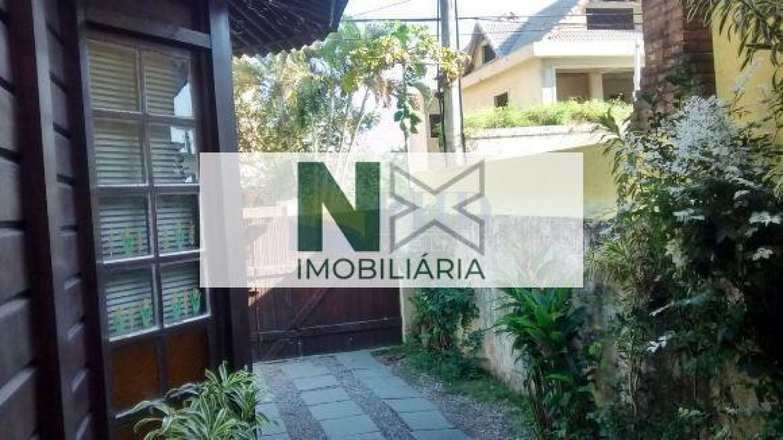 Casa 4 Quartos 130m² 