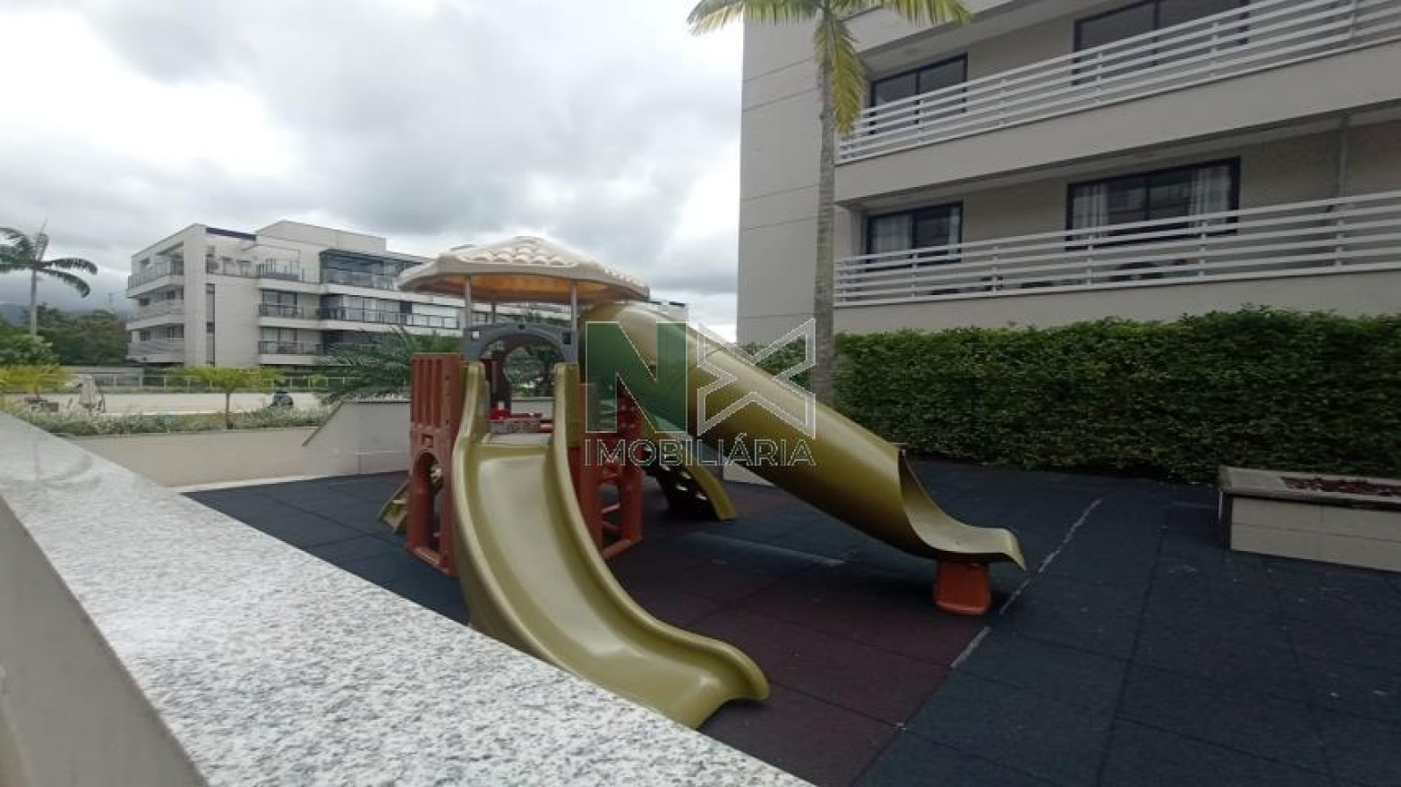 Casa 3 Quartos 245m² 