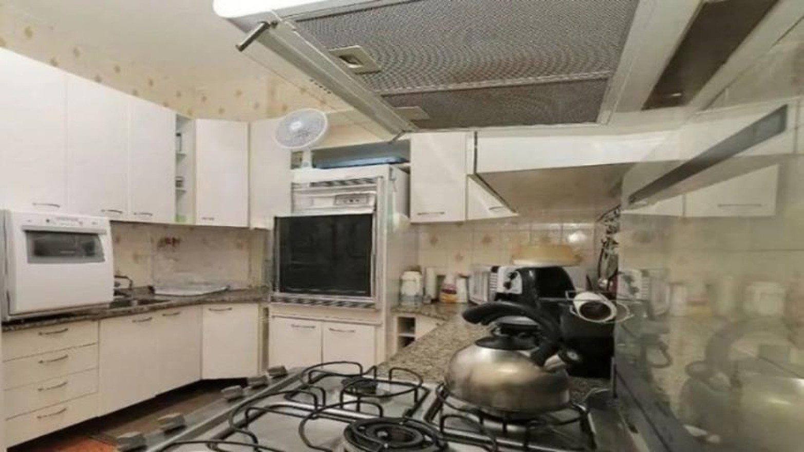 Apartamento 3 Quartos 190m² Apartamento 3 Quartos 190m²