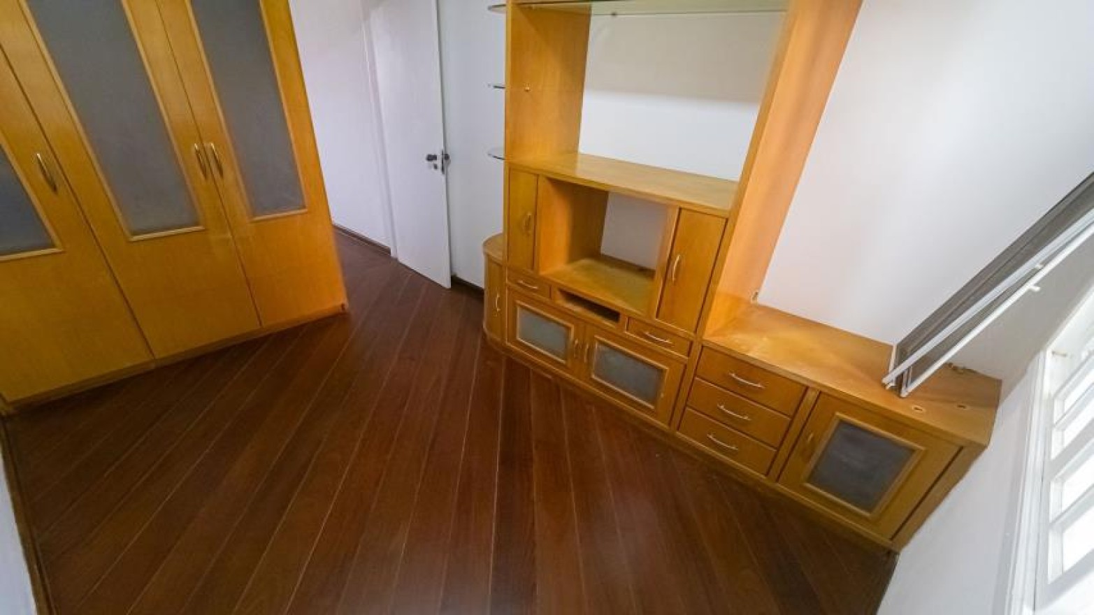 Casa 3 Quartos 241m² Casa 3 Quartos 241m²