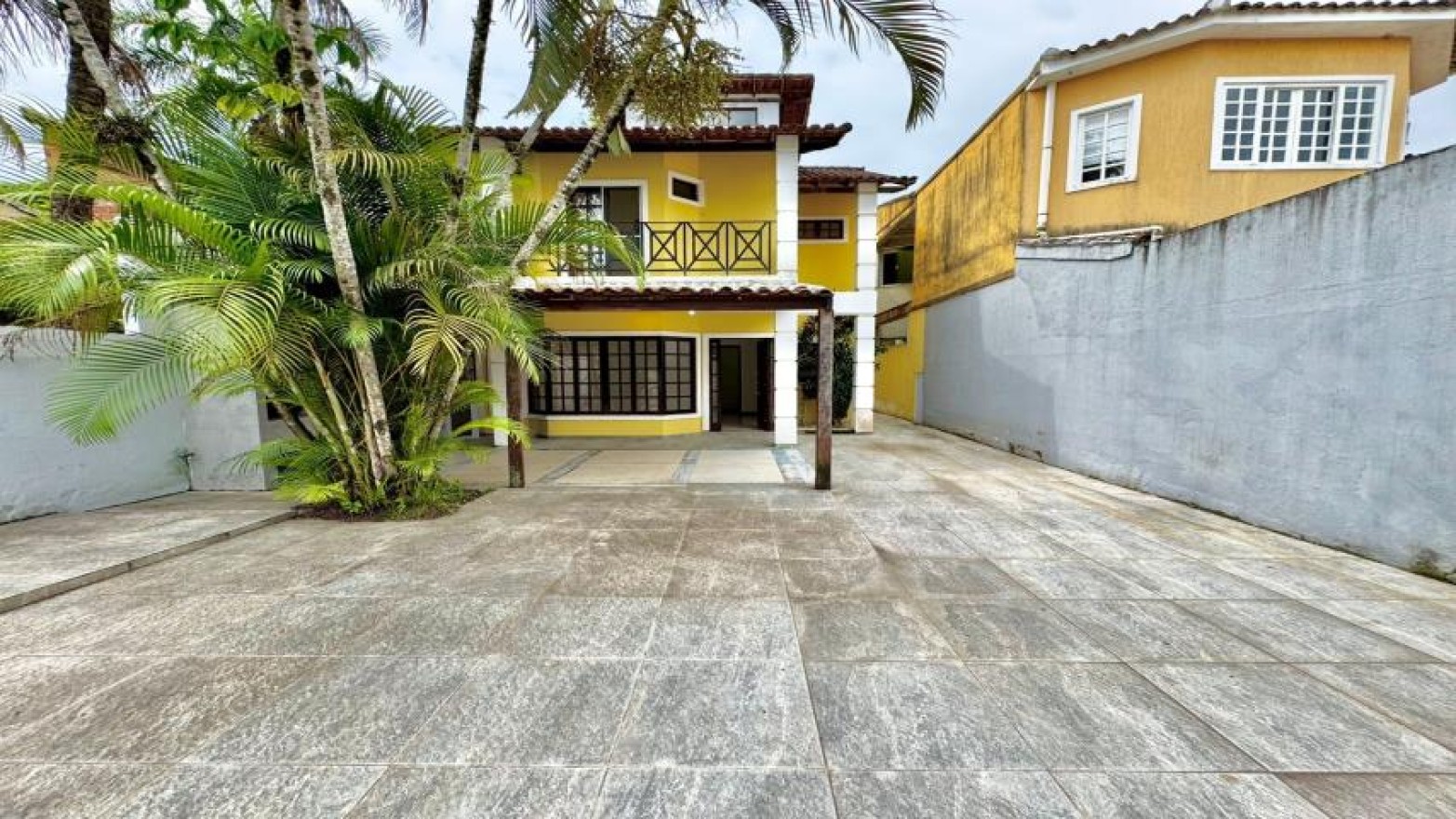 Casa 4 Quartos 120m² Casa 4 Quartos 120m²