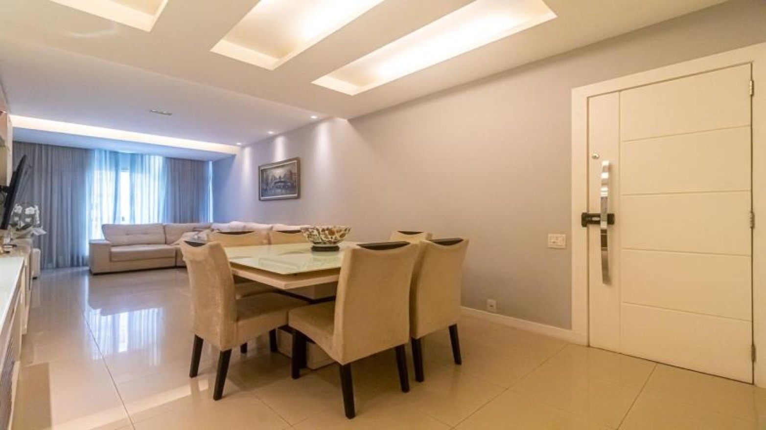 Apartamento 3 Quartos 156m² Apartamento 3 Quartos 156m²