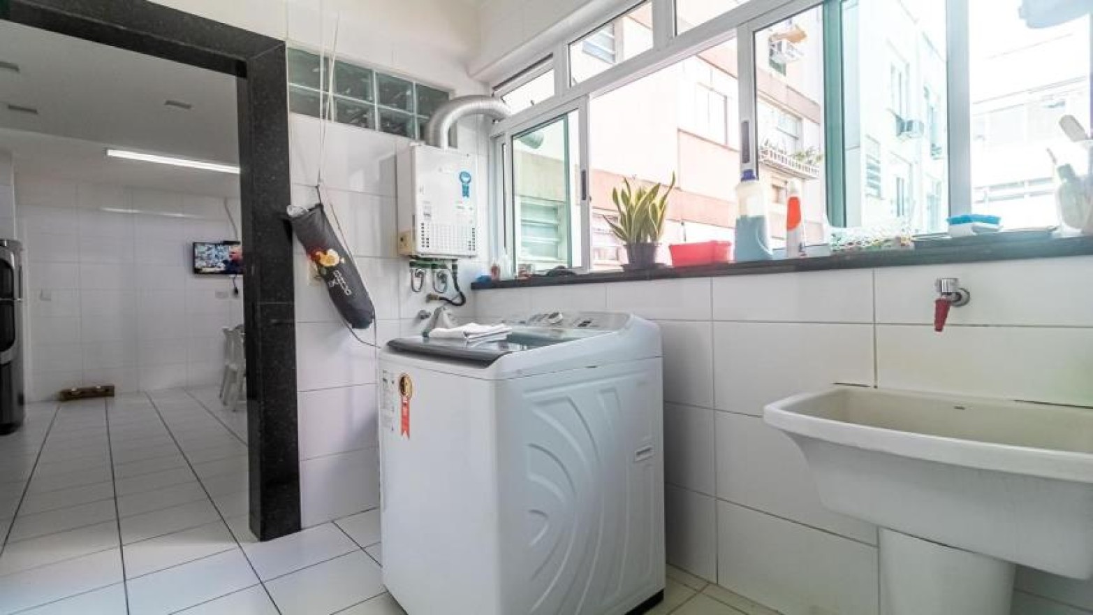 Apartamento 3 Quartos 156m² Apartamento 3 Quartos 156m²