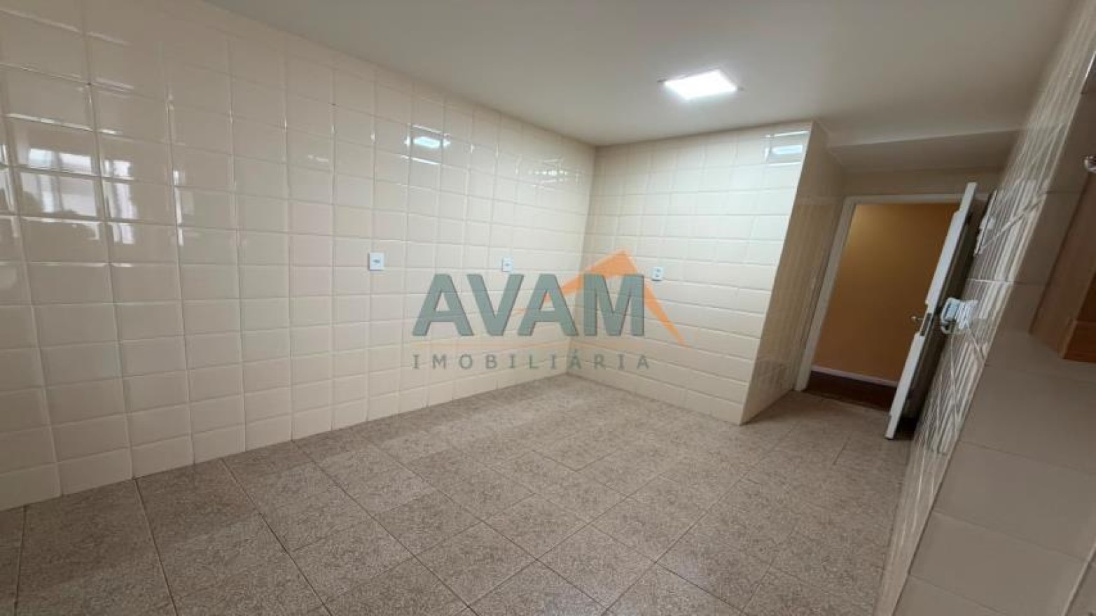 Apartamento 4 Quartos 200m² 