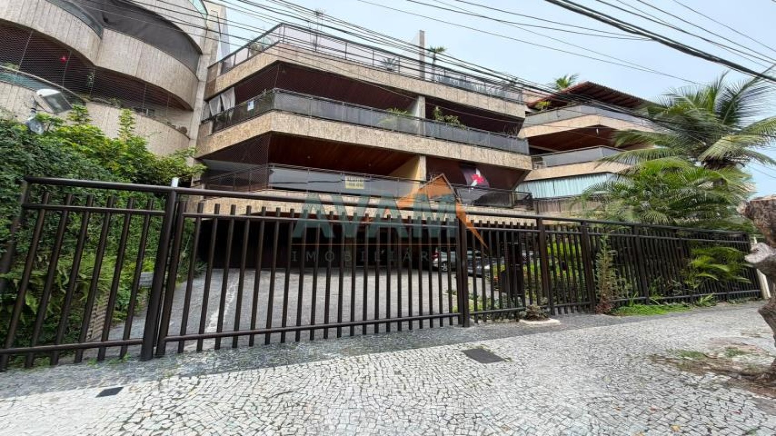 Apartamento 4 Quartos 200m² 
