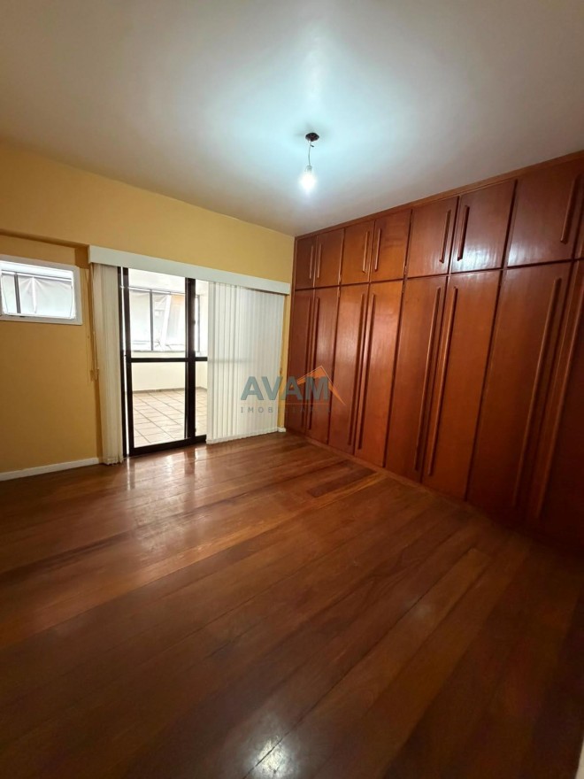 Apartamento 4 Quartos 200m² 