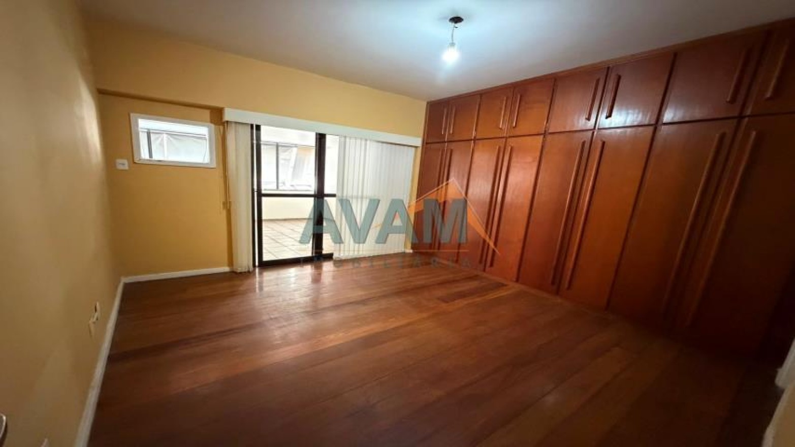 Apartamento 4 Quartos 200m² 