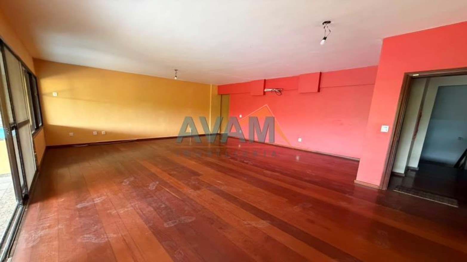 Apartamento 4 Quartos 200m² 