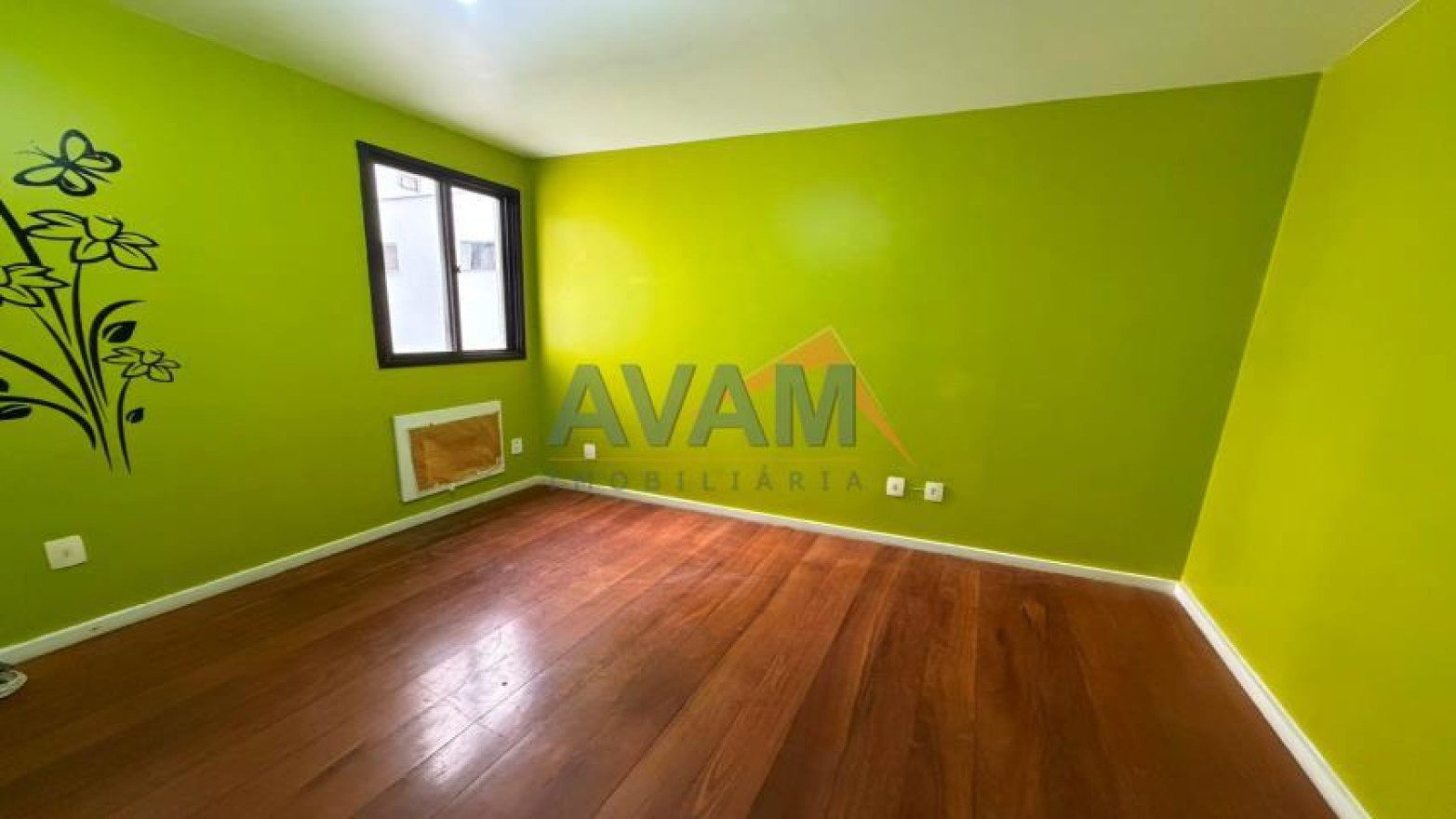 Apartamento 4 Quartos 200m² 