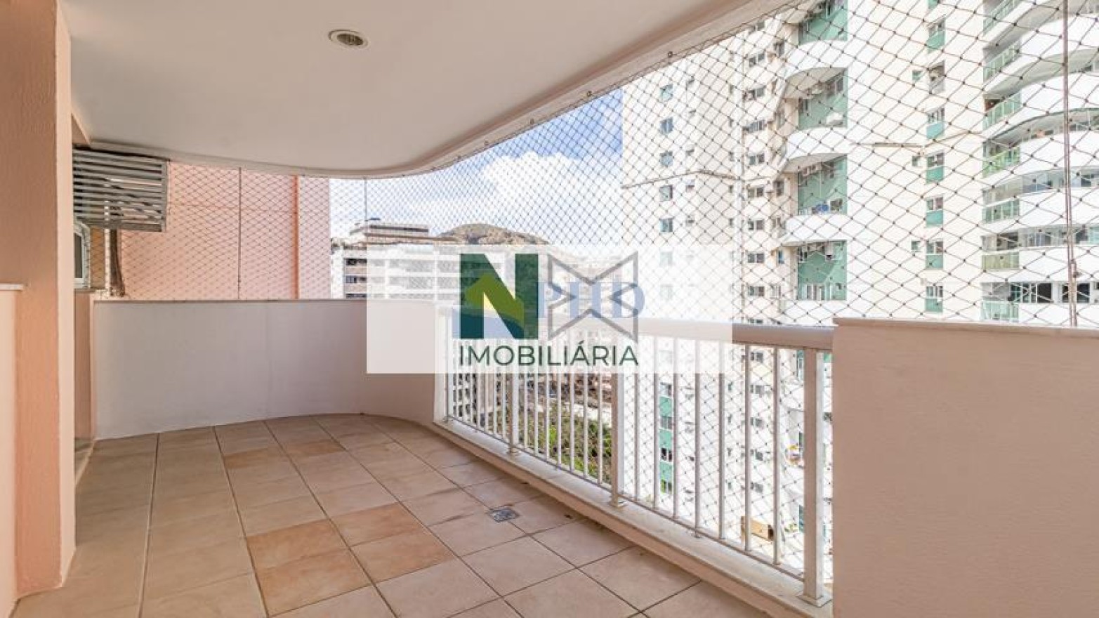 Apartamento 3 Quartos 83m² 