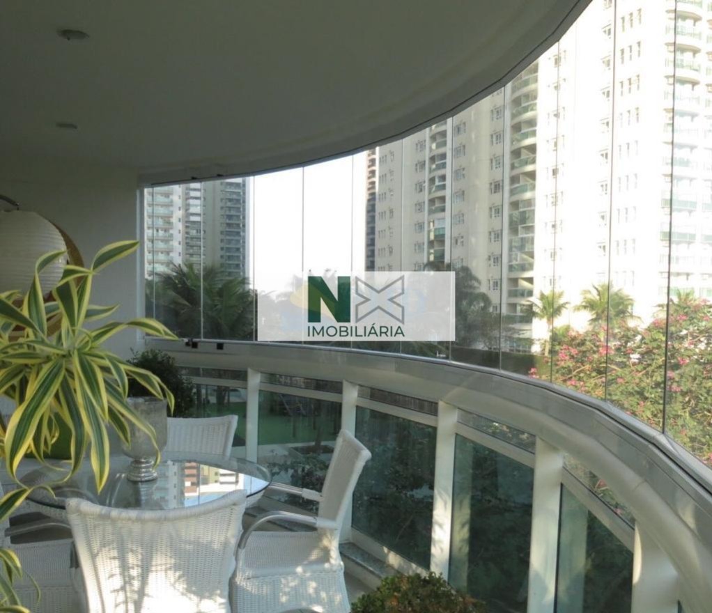 Apartamento 4 Quartos 220m² 