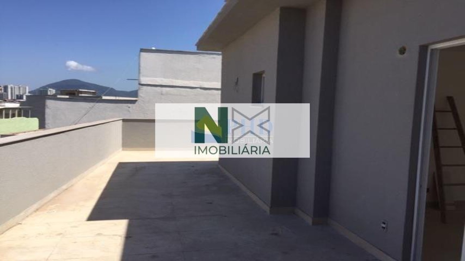 Cobertura 2 Quartos 145m² Cobertura 2 Quartos 145m²