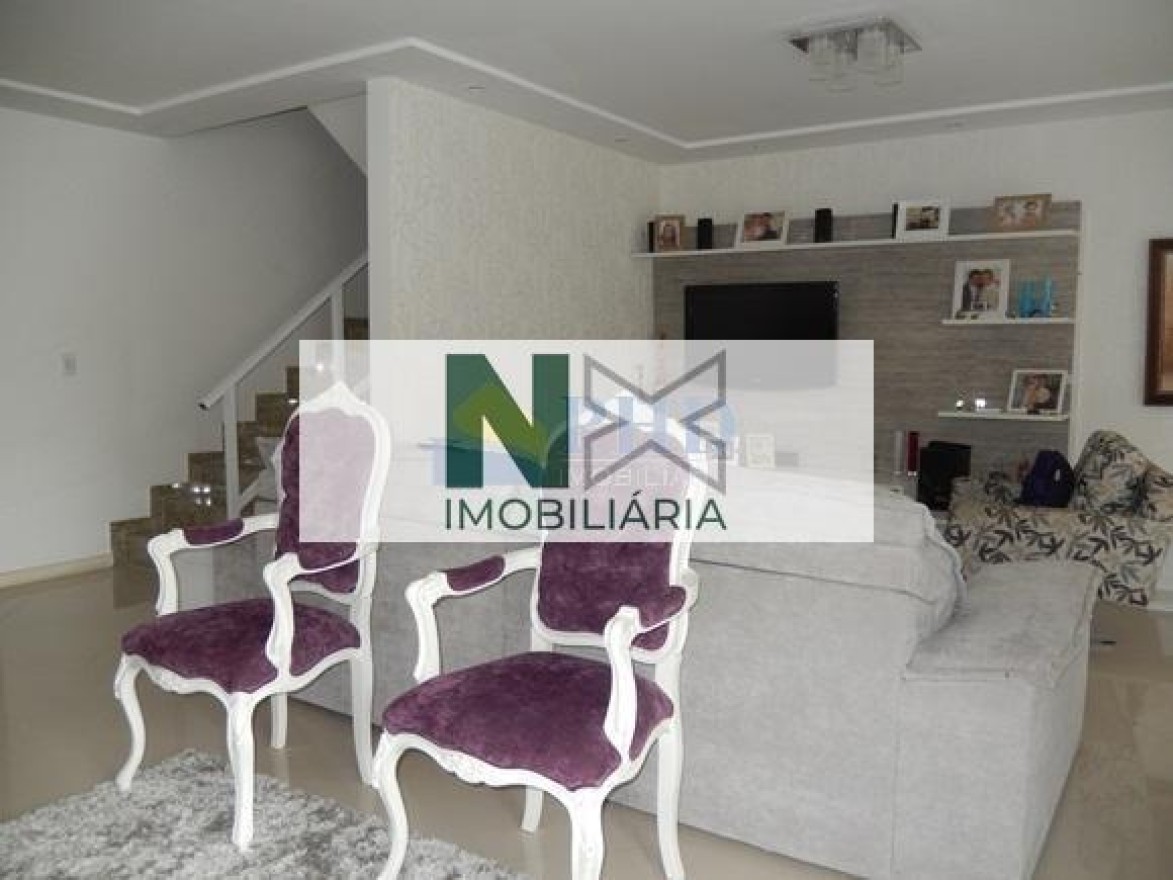 Casa 4 Quartos 270m² 