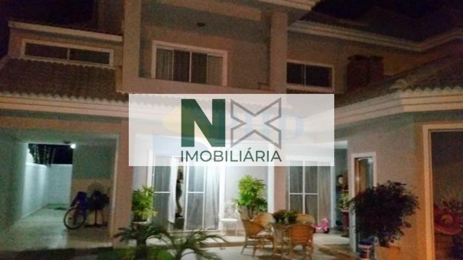 Casa 4 Quartos 270m² 