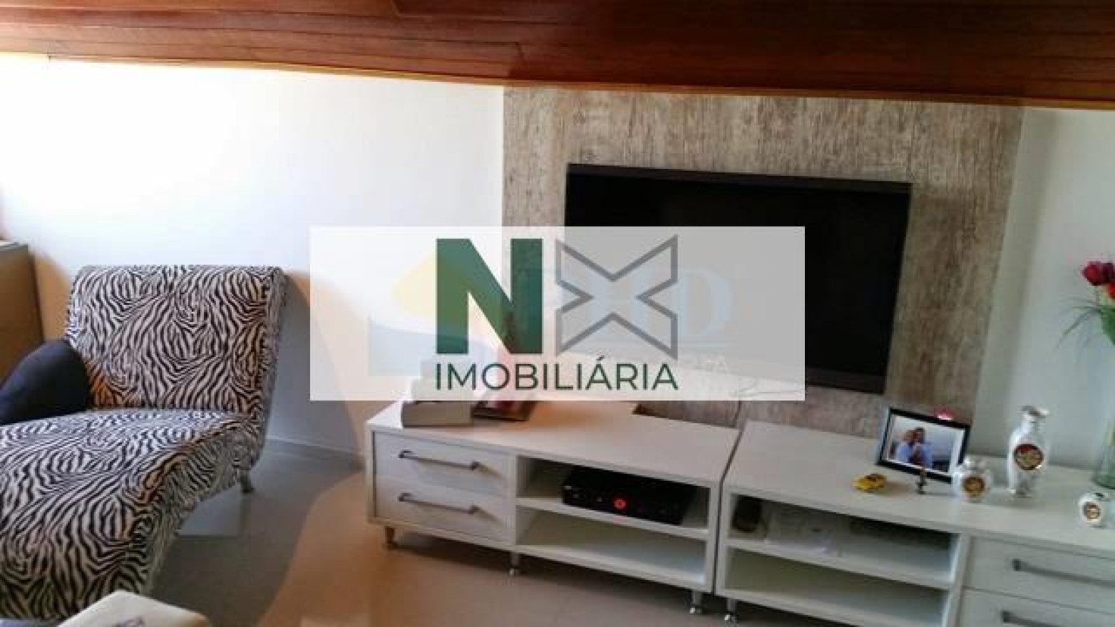 Casa 4 Quartos 270m² 