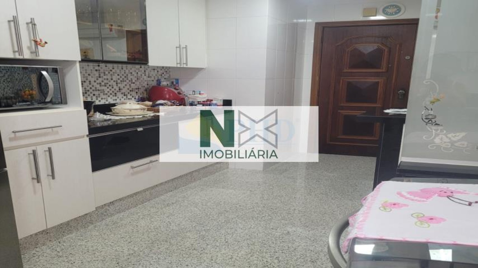Apartamento 4 Quartos 217m² Apartamento 4 Quartos 217m²