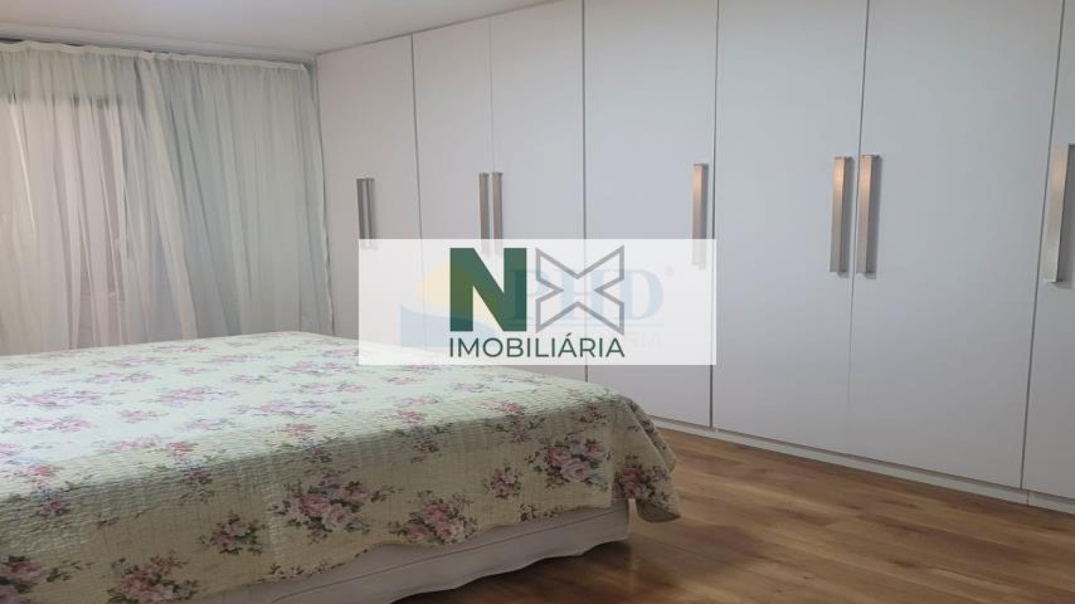 Apartamento 4 Quartos 217m² Apartamento 4 Quartos 217m²
