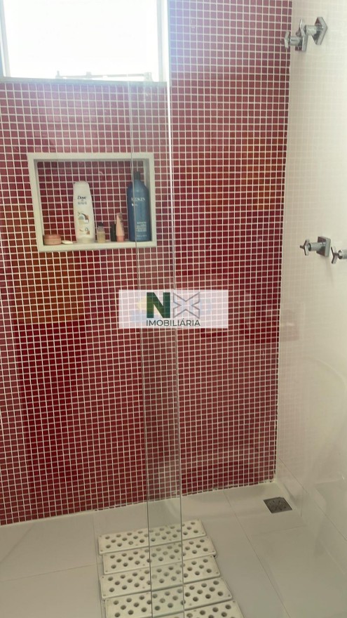 Casa 5 Quartos 329m² 