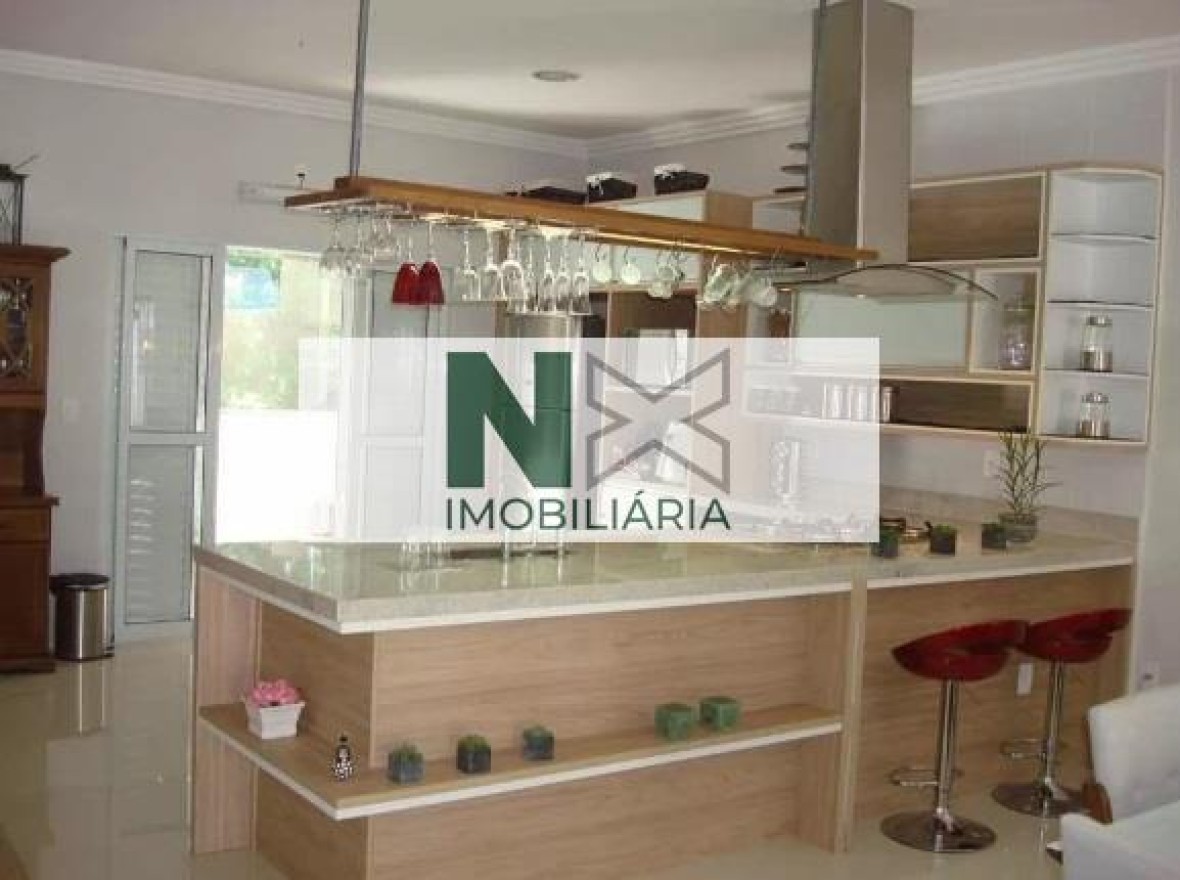 Casa 4 Quartos 390m² Casa 4 Quartos 390m²