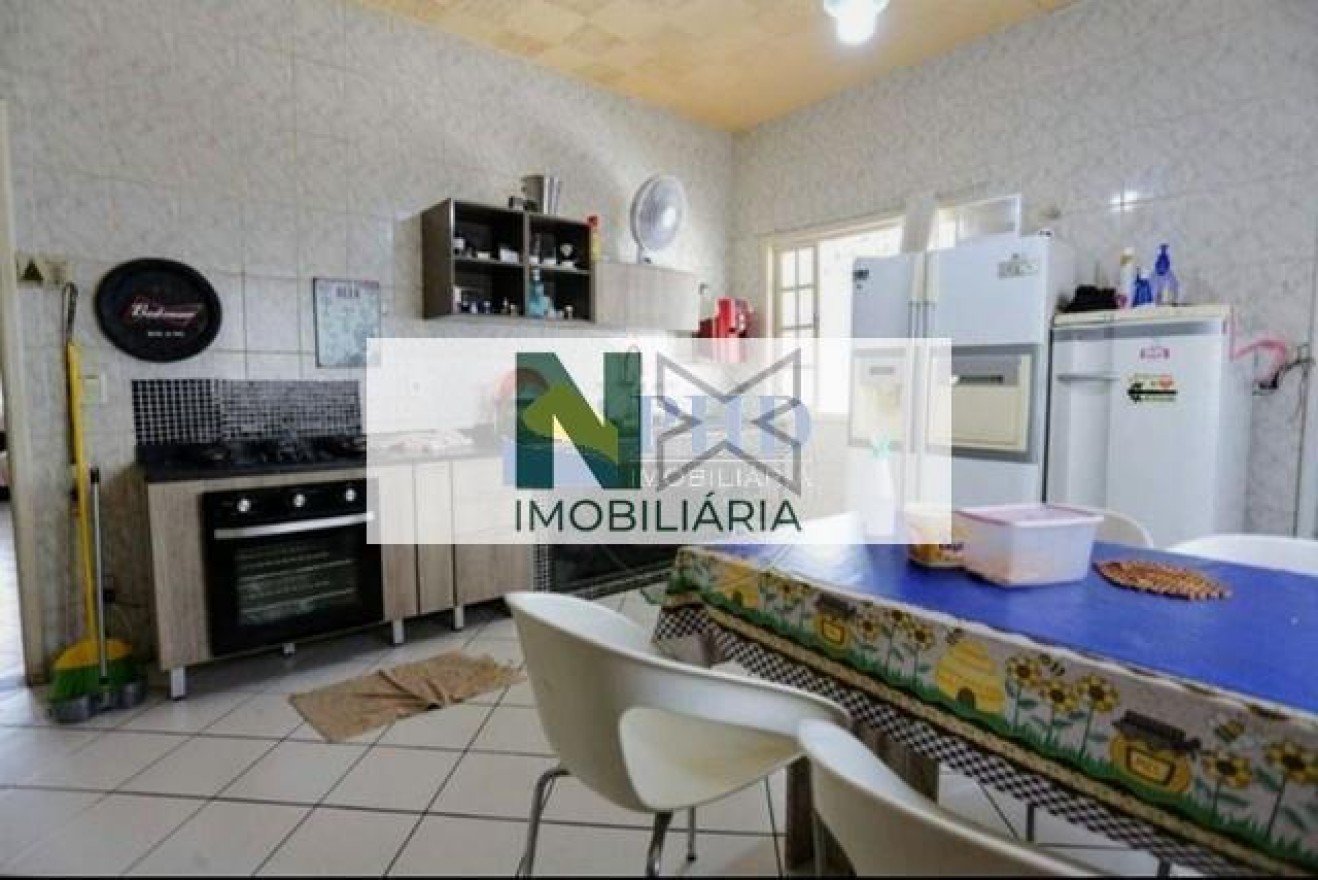Casa 5 Quartos 330m² Casa 5 Quartos 330m²