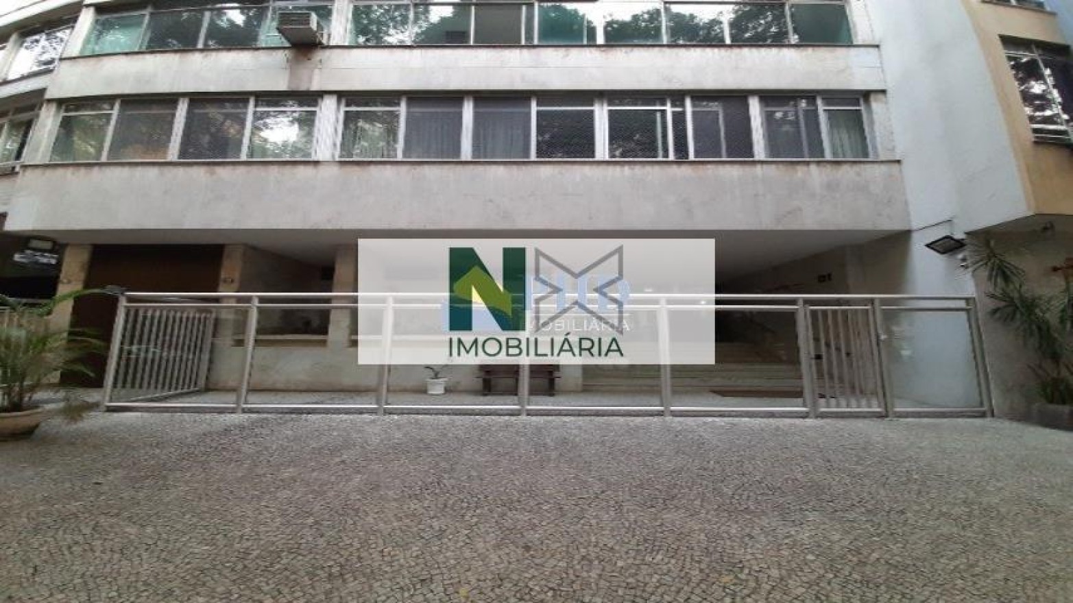 Apartamento 4 Quartos 378m² Apartamento 4 Quartos 378m²