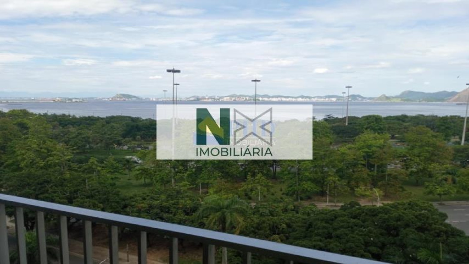 Apartamento 4 Quartos 220m² Apartamento 4 Quartos 220m²