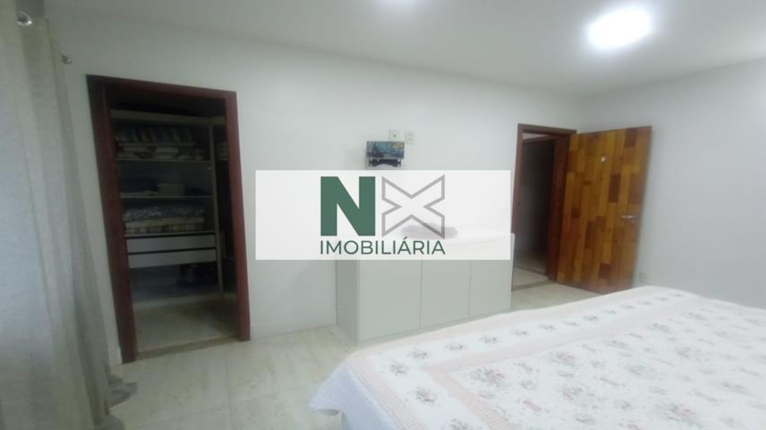 Casa 5 Quartos 350m² Casa 5 Quartos 350m²
