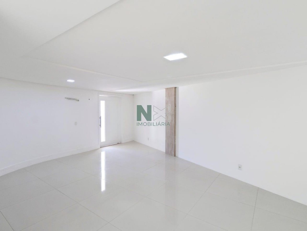 Casa 6 Quartos 700m² Casa 6 Quartos 700m²