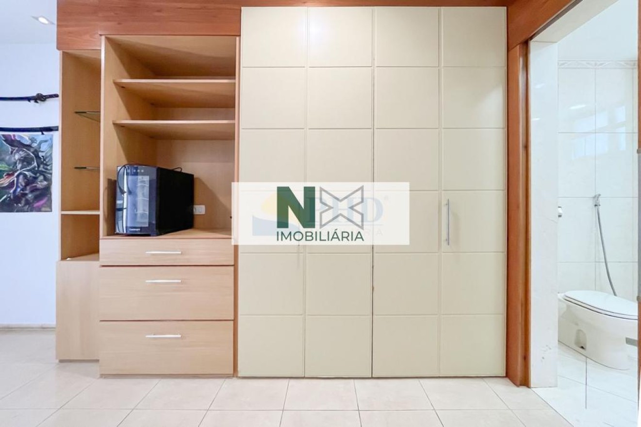 Apartamento 4 Quartos 200m² Apartamento 4 Quartos 200m²