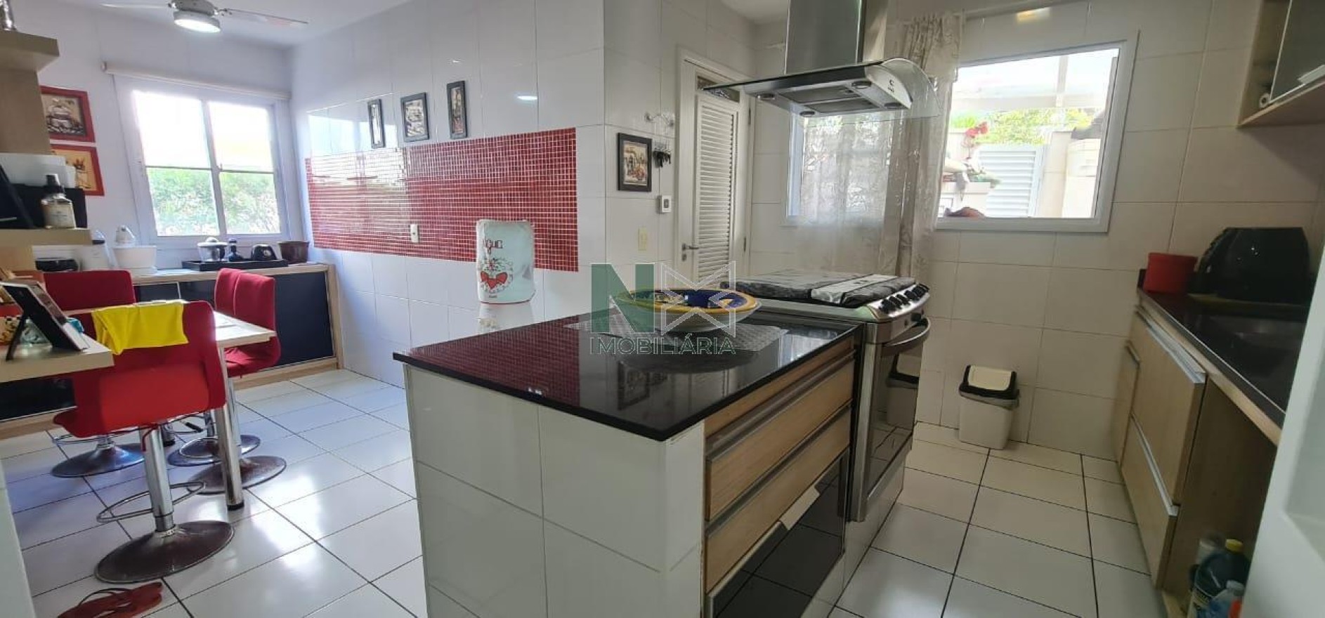 Casa 4 Quartos 213m² Casa 4 Quartos 213m²