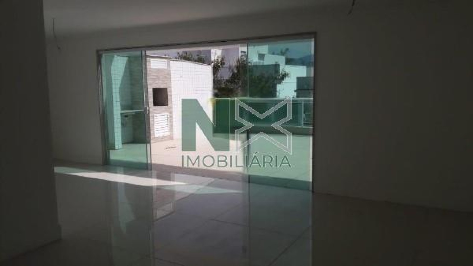 Cobertura 3 Quartos 180m² Cobertura 3 Quartos 180m²