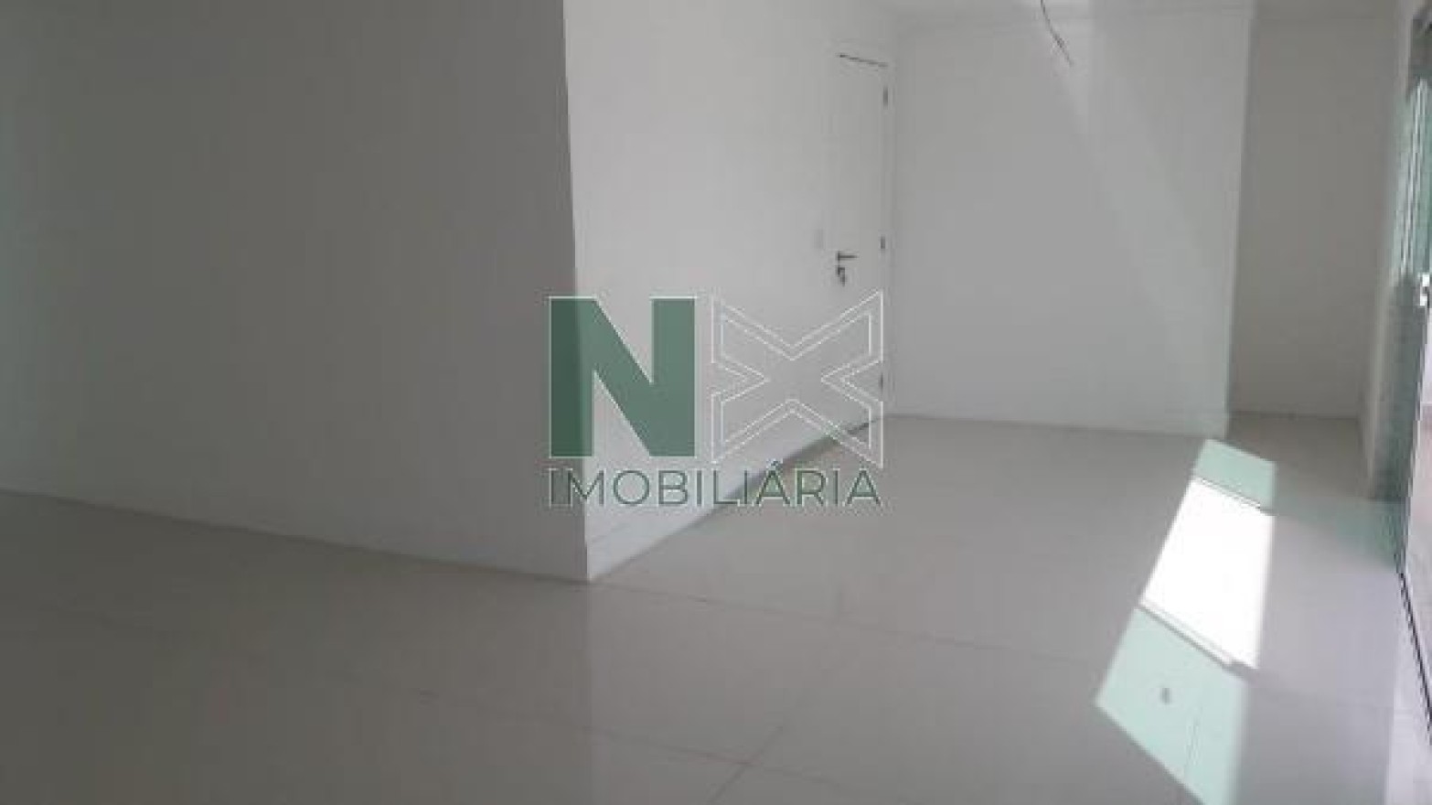 Cobertura 3 Quartos 180m² Cobertura 3 Quartos 180m²