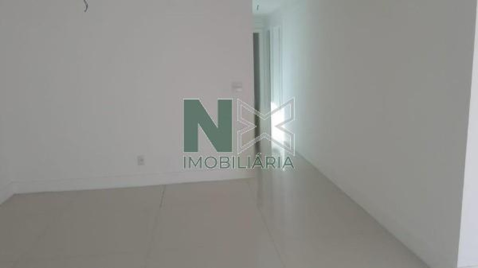 Cobertura 3 Quartos 180m² Cobertura 3 Quartos 180m²